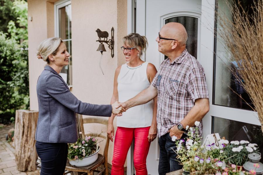 Hausverkauf: Überblick zu Kosten, Preis und Ablauf