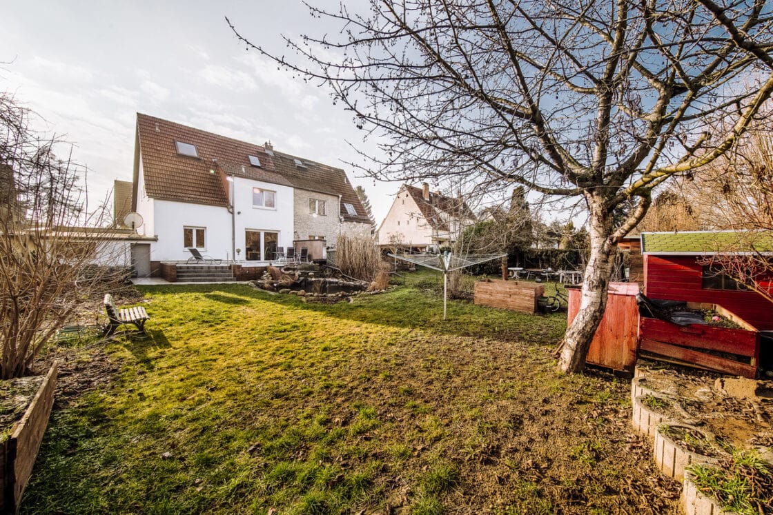 Provisionsfrei! Doppelhaushälfte mitten in Biesdorf: Familienfreundlich und gemütlich - Garten