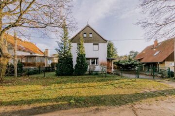 Bezahlbares Einfamilienhaus mit großem Grundstück und Sanierungsbedarf, 15345 Rehfelde, Einfamilienhaus