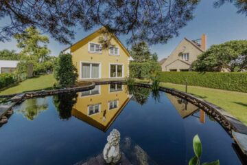 Architektenhaus mit Koi-Schwimmteich, Tiefgarage, Kamin, Sauna, Schießstand, weiteren Besonderheiten, 15566 Schöneiche bei Berlin, Einfamilienhaus