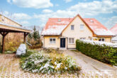 Doppelhaushälfte in Strausberg - Großzügige Doppelhaushälfte zentral in Strausberg mit Raum für Einliegerwohnung im Souterrain