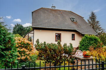 Mit Keller, Wintergarten, Einbauküche, Sauna, Gartenküche u.v.m.: Einfamilienhaus in Eggersdorf, 15345 Petershagen/Eggersdorf, Einfamilienhaus