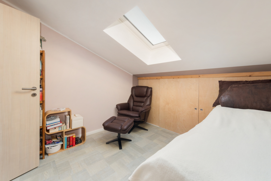 Schlafzimmer III