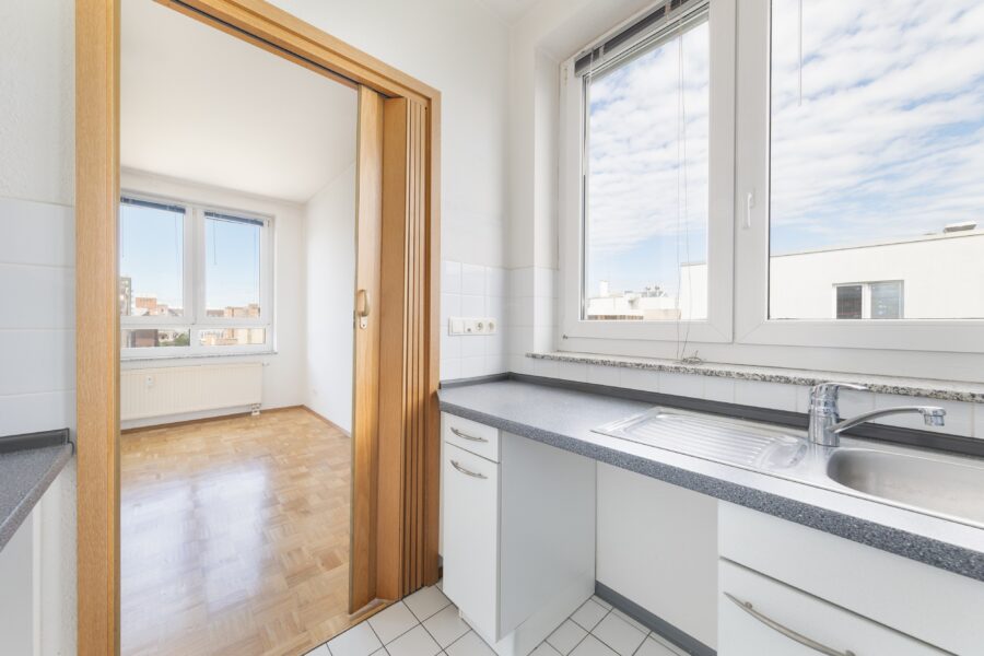 Küche mit eigenem Fenster