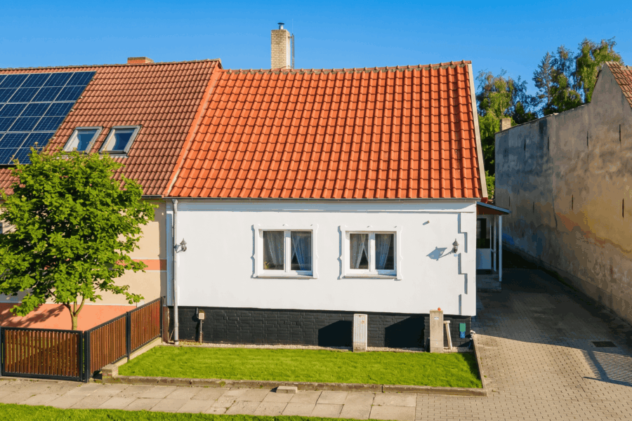 Straßenansicht