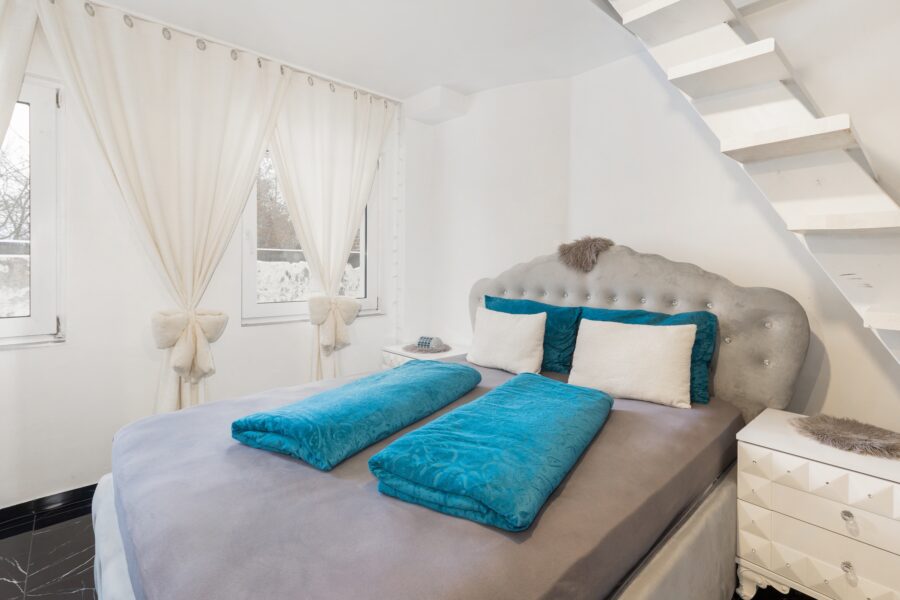 Schlafzimmer II