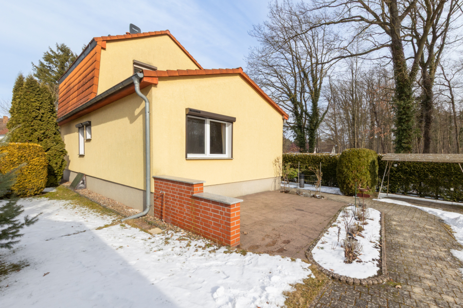 Haus mit Gartenterrasse