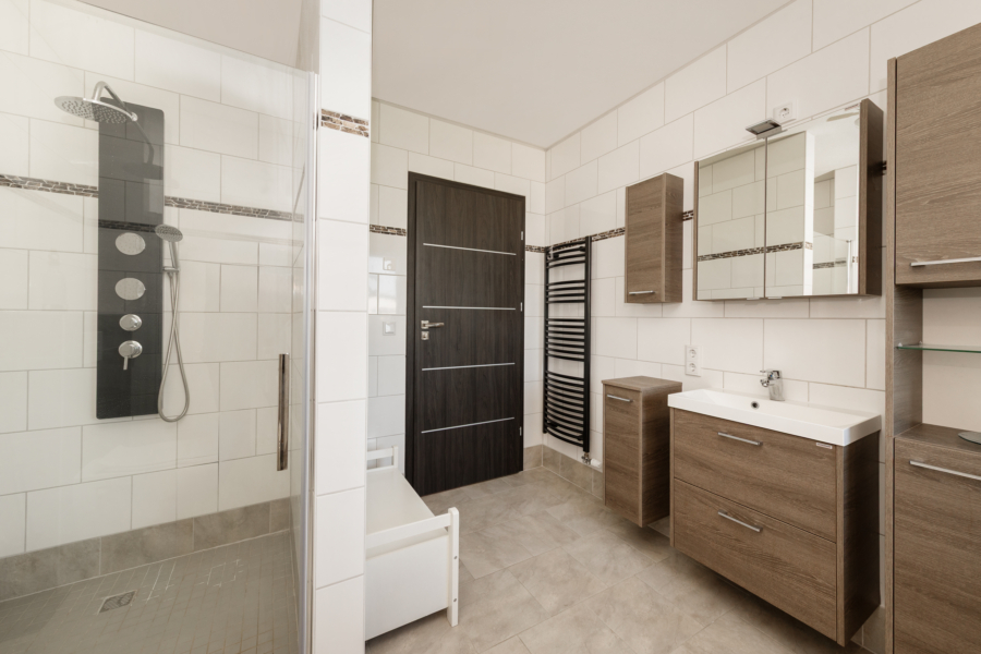 Wohnung II: Bad