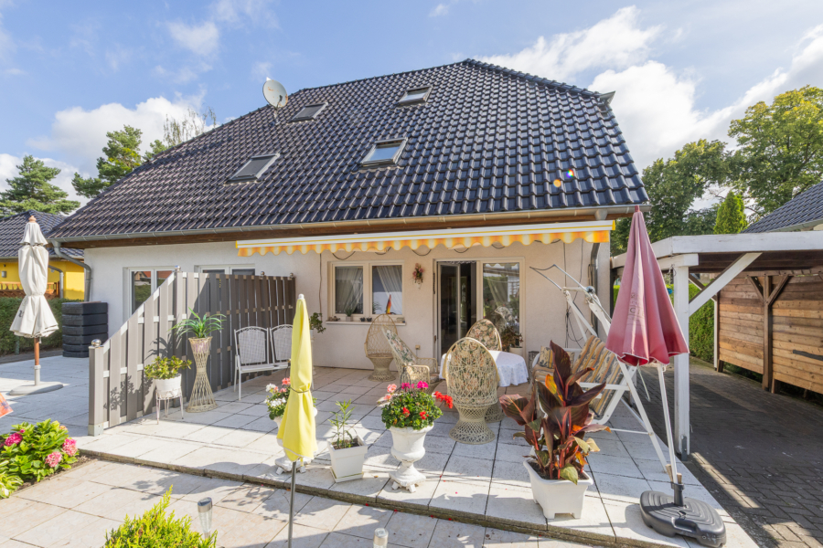 Doppelhaushälfte mit Terrasse