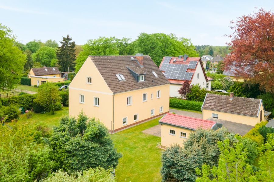 Zwei Familien plus Souterrain
