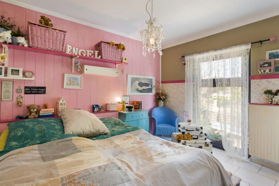 Schlafzimmer II
