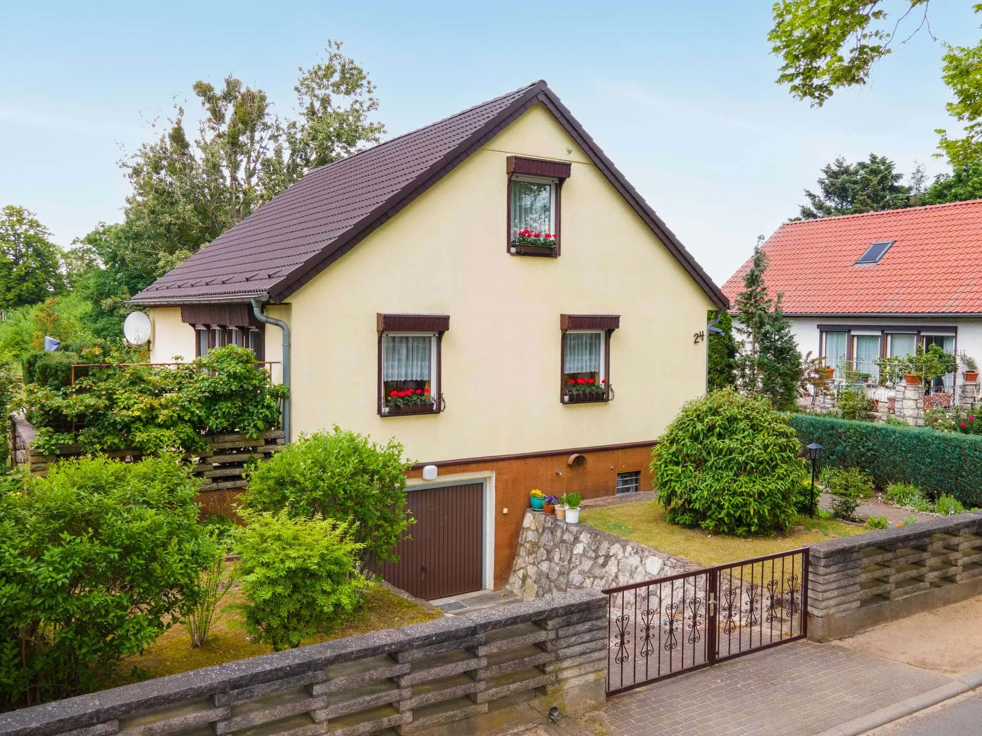 Haus mit Tiefgarage