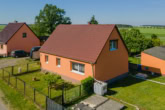 Haus Vogelperspektive - Fast-Alleinlage! Mit Keller, Nebengelass, Garage inkl. Ackerland: Einfamilienhaus in Müncheberg