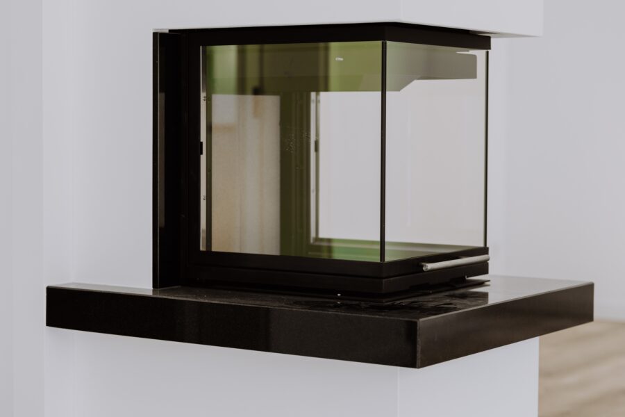 Dreiseitiger Kamin