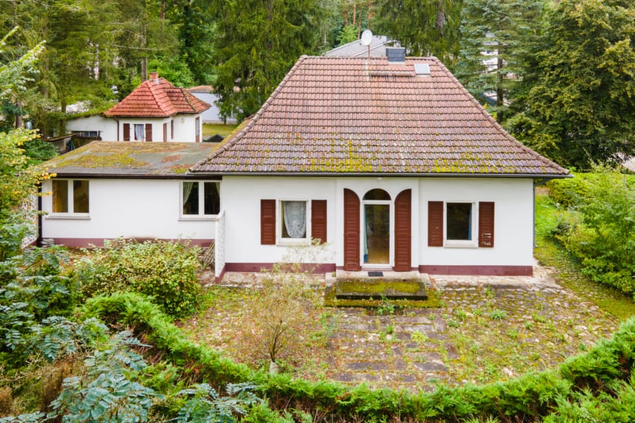 Historischer Altbau + Anbau
