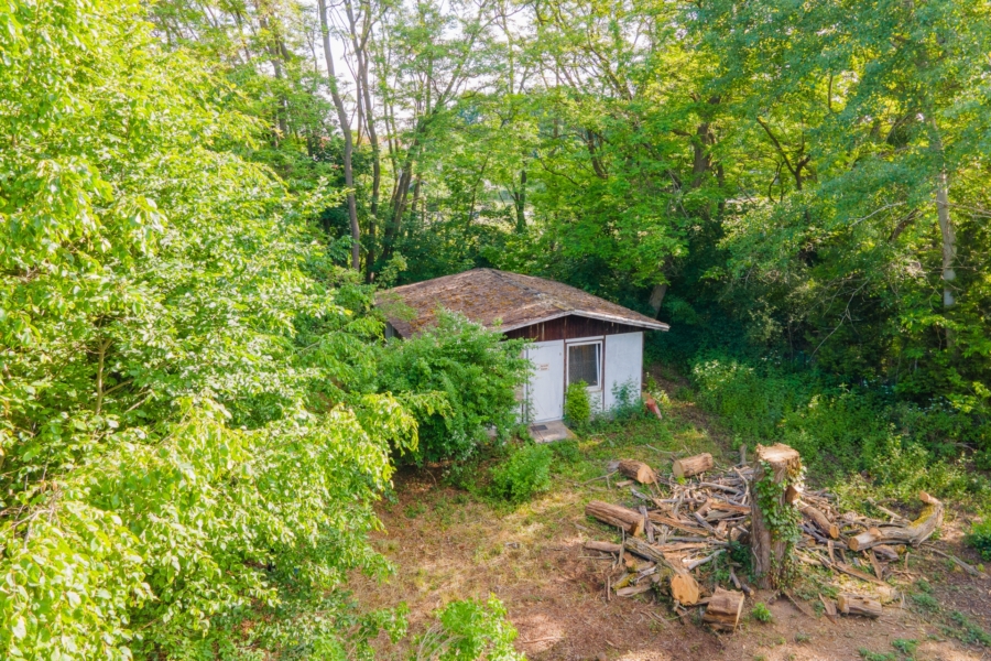Grundstück mit Ferienbungalow