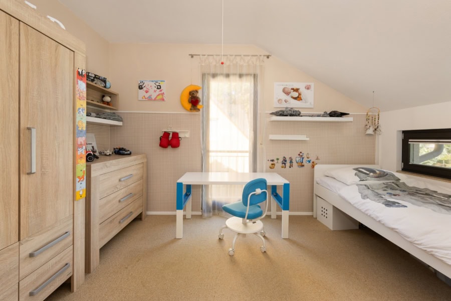 Schlafzimmer III