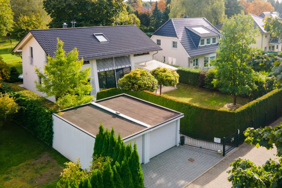 Haus und Garage