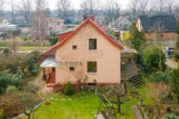 Haus Vogelperspektive - Mit Keller, Einbauküche, Kamin, Carport u.v.m.: Umfassend saniertes Einfamilienhaus in Blankenburg