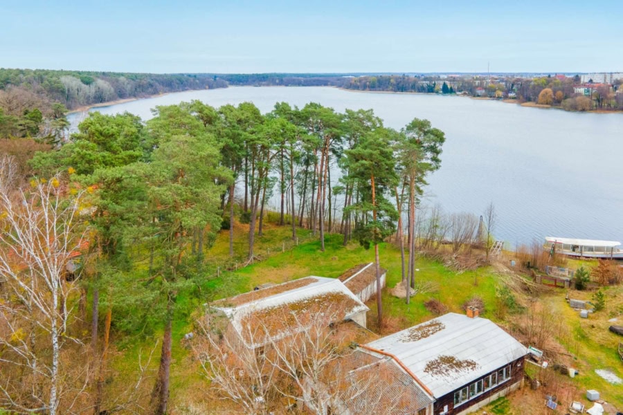 Seeblick und separater Seezugang! Bauträgerfreies und erschlossenes Grundstück am Straussee, 15344 Strausberg, Wohngrundstück zum Kauf