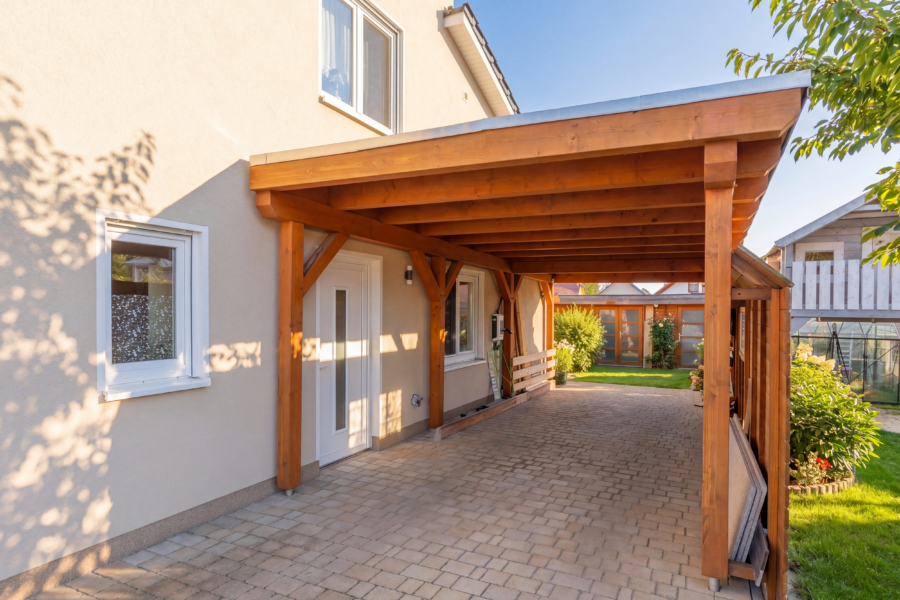 Carport