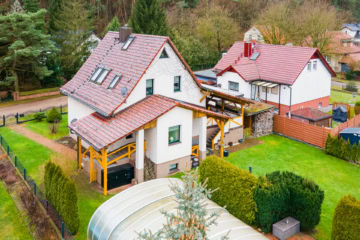 Mit Keller, Einbauküche, Sauna, Pool, Carport usw.: Einfamilienhaus in Woltersdorf am Wald, 15569 Woltersdorf, Einfamilienhaus