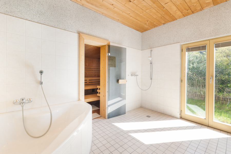 Bad mit Sauna
