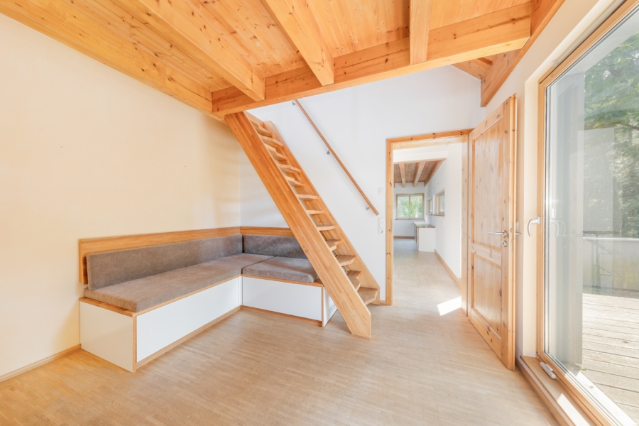 Schlafzimmer mit Balkonzugang